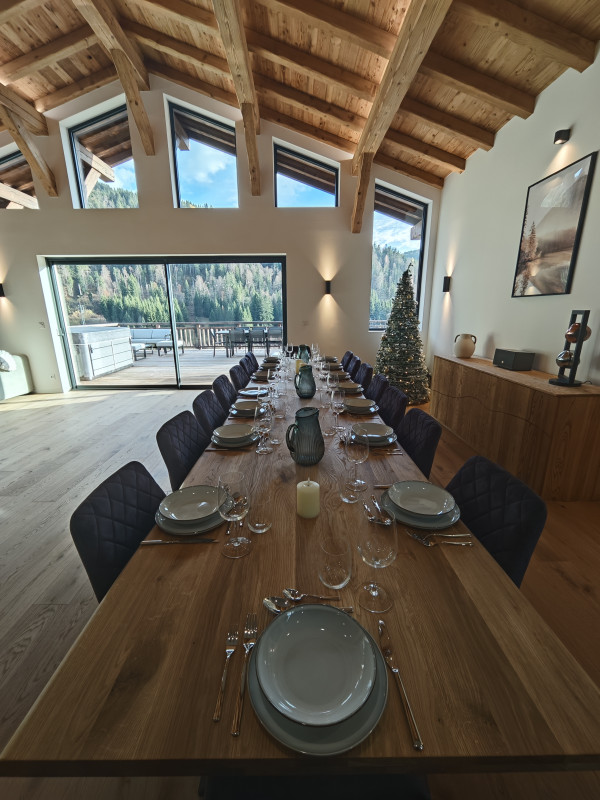 Chalet-Magy-1-salle-a-manger-location-appartement-chalet-Les-Gets