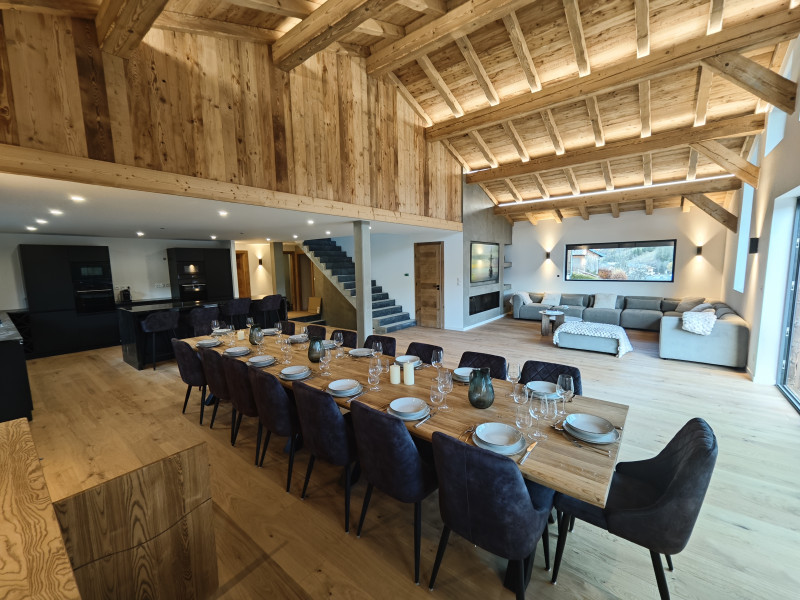 Chalet-Magy-1-salon-cuisine-salle-a-manger-location-appartement-chalet-Les-Gets