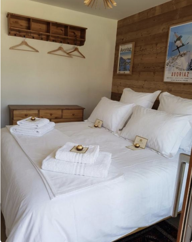 Chalet-Nabor-chambre-lit-double-location-appartement-chalet-Les-Gets Chalet-Nabor-chambre-lit-double-location-appartement-chalet-Les-Gets