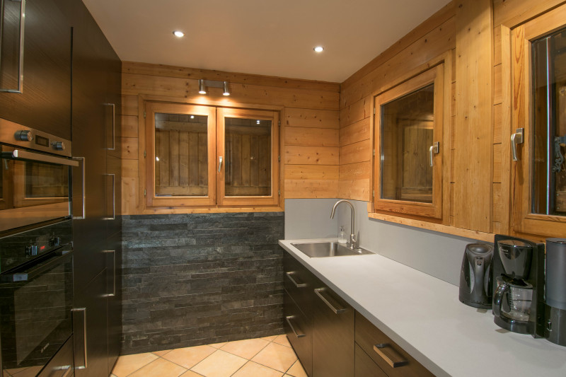 chalet-novelin-ducrettet-cuisine-appartement-chalet-Les-Gets