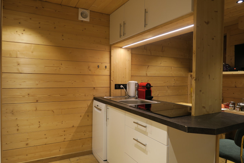 Chalet-Rocade-Mazot-cuisine-location-appartement-chalet-Les-Gets