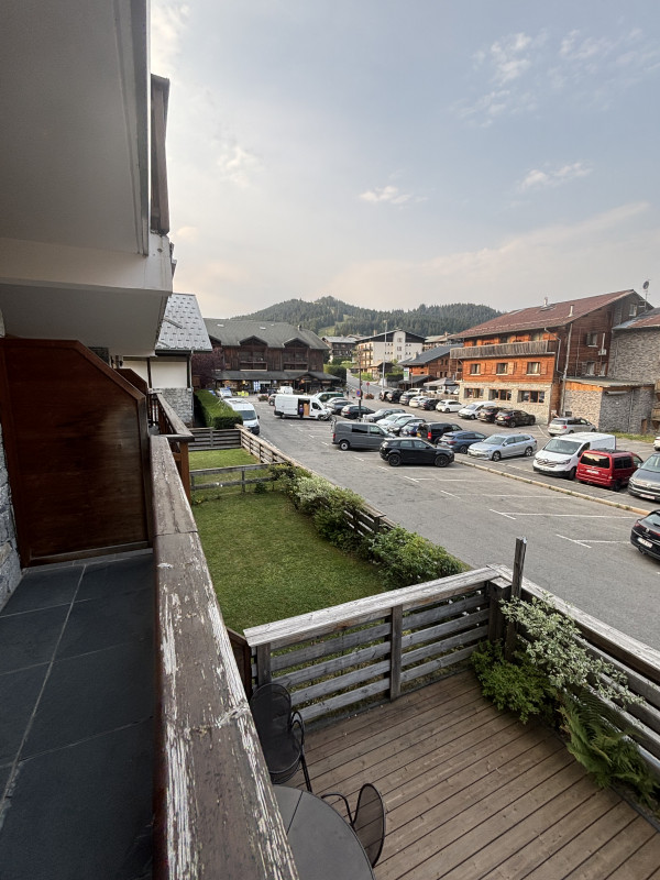 chalune-n60-vue-balcon-location-appartement-chalet-les-gets