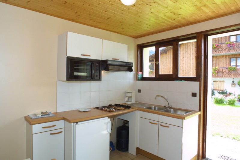 Chamioret-5-Pensee-cuisine-location-appartement-chalet-Les-Gets