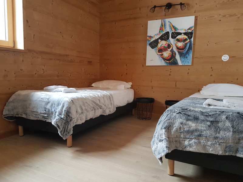 cocon-des-neiges-chambre-lit-double-location-appartement-chalet-Les-Gets