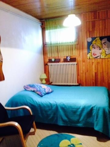 Eau-Vive-8-chambre-lit-double1-location-appartement-chalet-Les-Gets