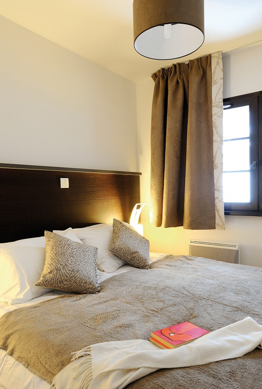 Fermes-d-Emiguy-4-pieces-8-personnes-chambre-location-appartement-chalet-Les-Gets