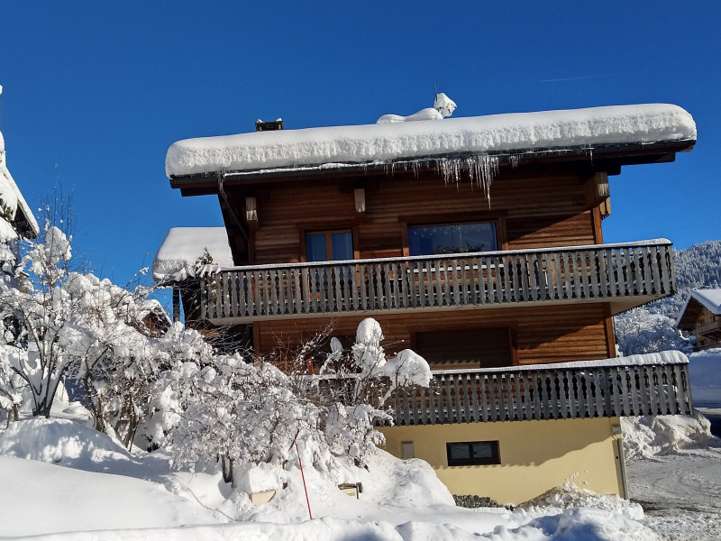 Floriere-3-exterieur appartement-chalet-Les-Gets