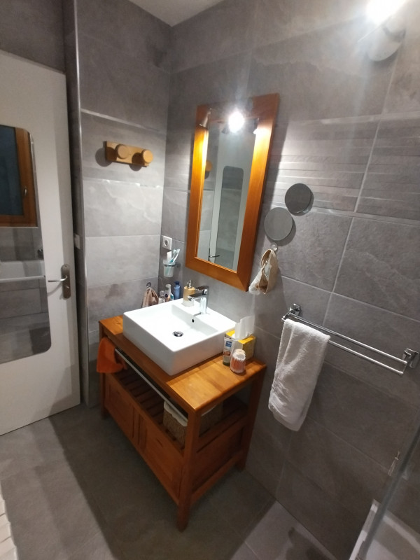 Floriere-3-salle de bain appartement-chalet-Les-Gets
