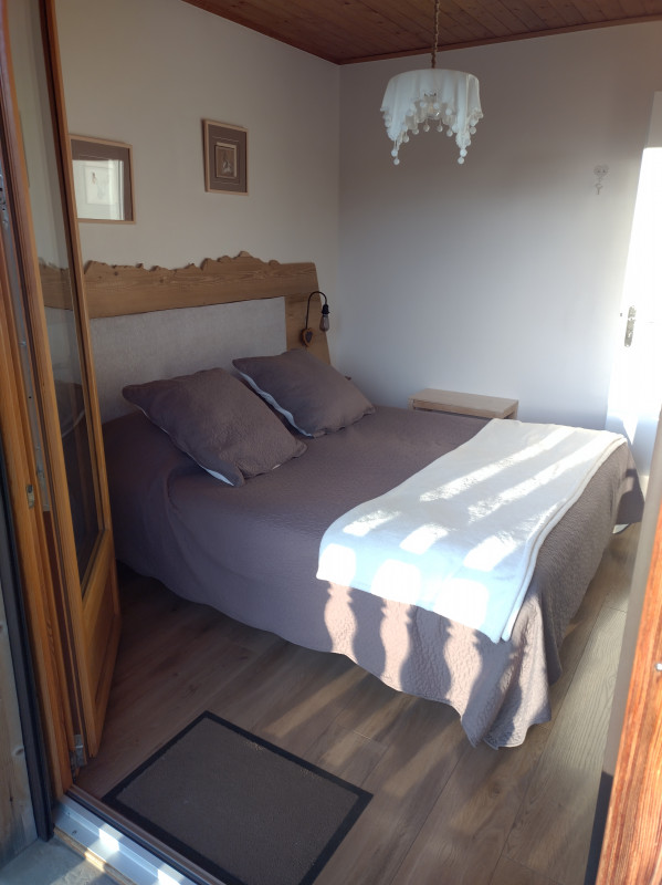 floriere3-chambre1-acces-balcon-19391913