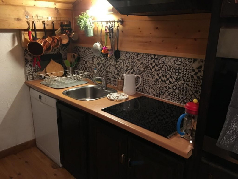 Floriere5-cuisine-location-chalet-appartement-Les-Gets