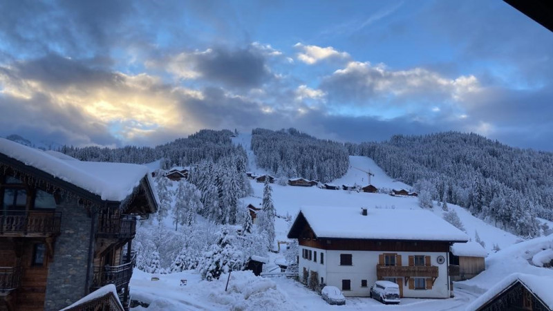 Floriere5-vue-balcon-hiver-location-chalet-appartement-Les-Gets