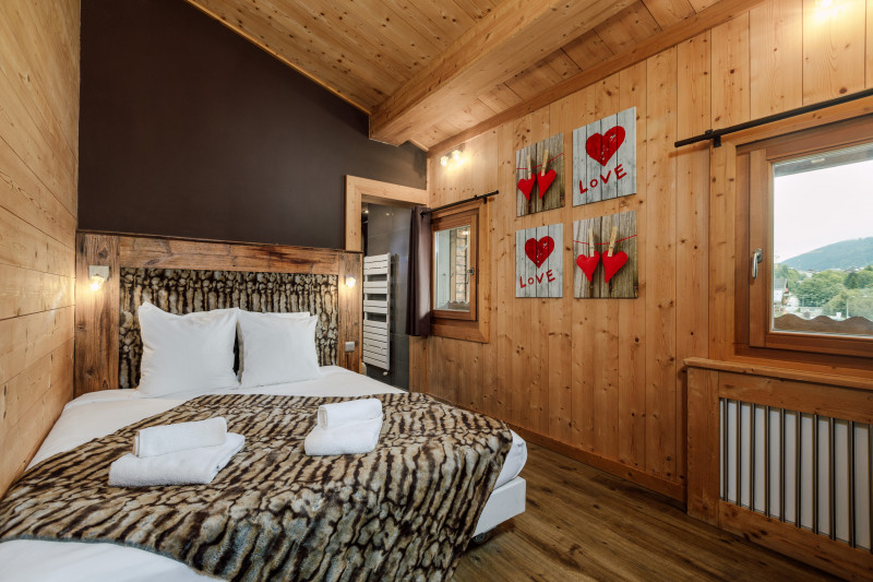 La-Rocade-2-chambre-lit-double-location-appartement-chalet-Les-Gets