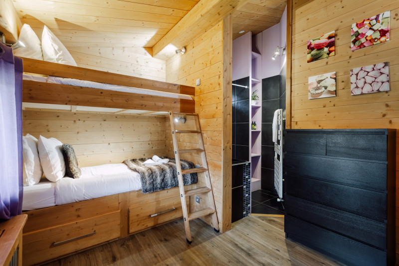 La-Rocade-2-chambre-lits-superposes-location-appartement-chalet-Les-Gets