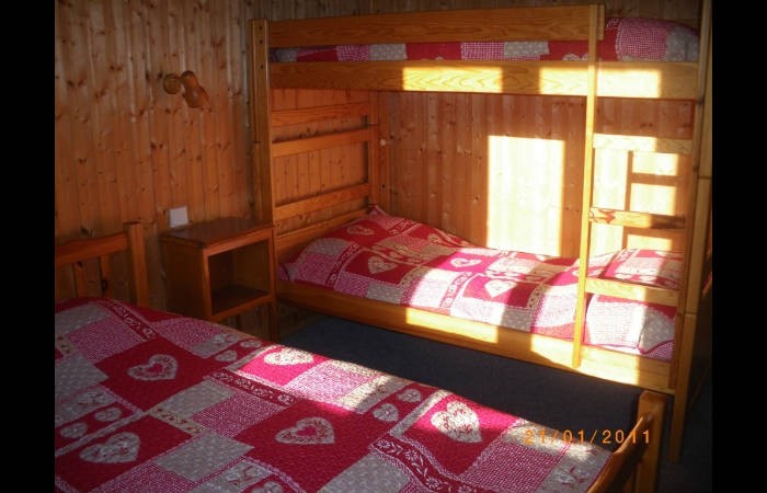 Lou-Paradou-chambre-location-appartement-chalet-Les-Gets