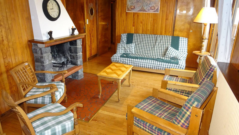 Lumina-salon-location-appartement-chalet-Les-Gets