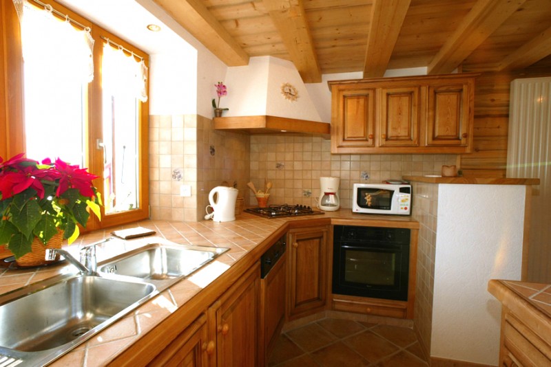 Metrallins-Perce-Neige-cuisine-location-appartement-chalet-Les-Gets