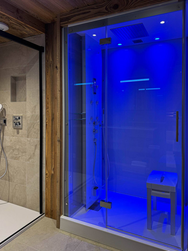 Nagano-207-salle-de-bain-douche-location-appartement-chalet-Les-Gets