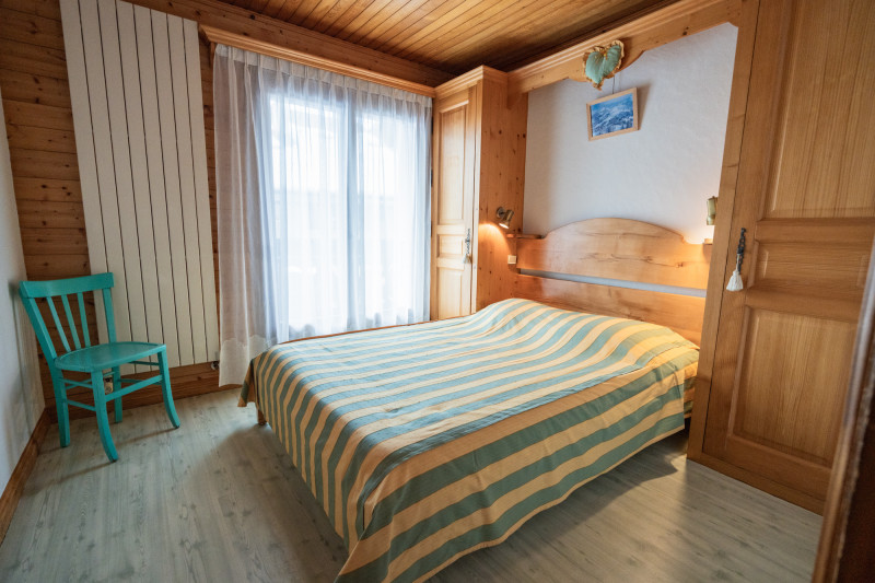 Nevada-1-chambre-lit-double-location-appartement-chalet-Les-Gets Nevada-1-chambre-lit-double-location-appartement-chalet-Les-Gets