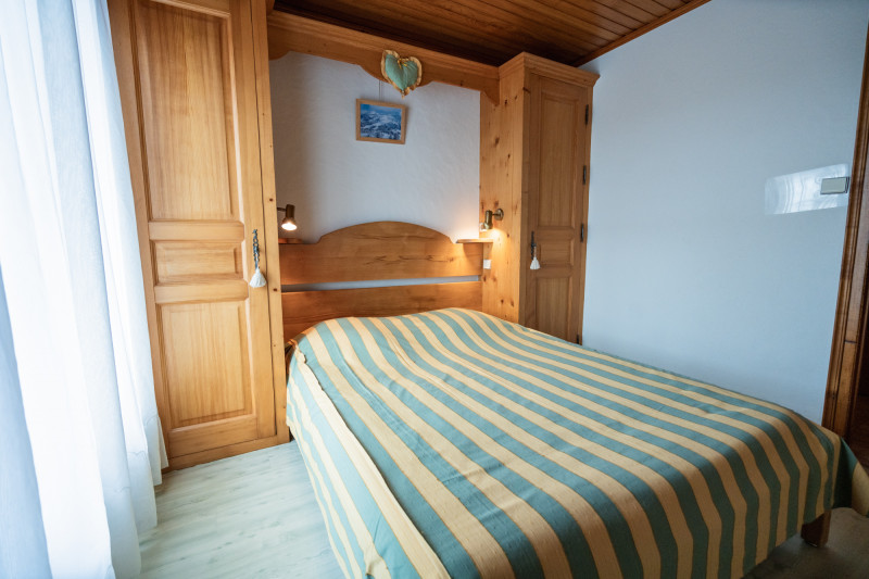 Nevada-1-chambre-lit-double-location-appartement-chalet-Les-Gets Nevada-1-chambre-lit-double-location-appartement-chalet-Les-Gets