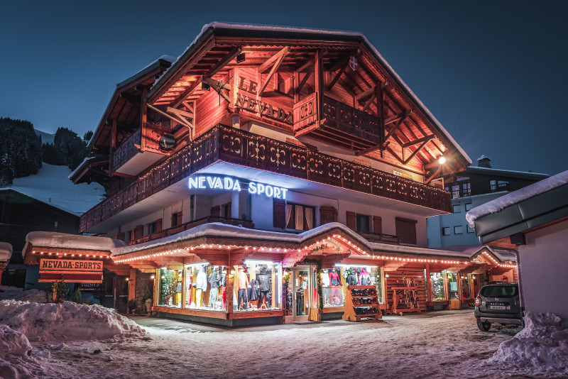 Nevada-2-vue-exterieur-location-appartement-chalet-Les-Gets