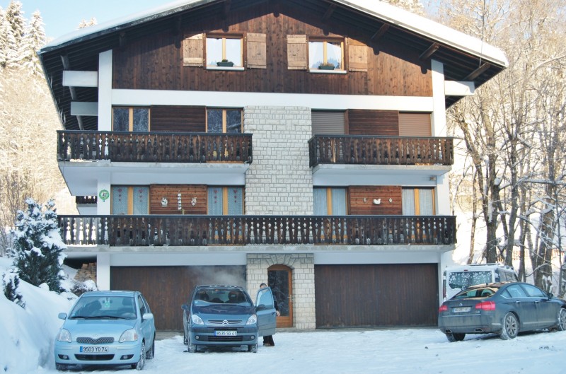 Perrieres-Edelweiss-exterieur-hiver-location-appartement-chalet-Les-Gets