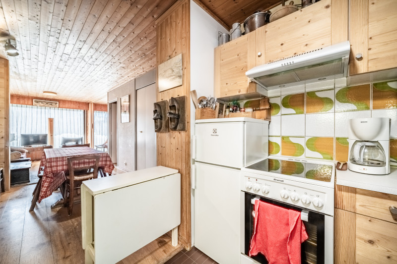 Pied-de-Adroit-5-cuisine-salle-a-manger-location-appartement-chalet-Les-Gets Pied-de-Adroit-5-cuisine-salle-a-manger-location-appartement-chalet-Les-Gets