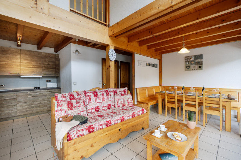 Portes-du-Soleil-2-salon-salle-a-manger-location-appartement-chalet-Les-Gets