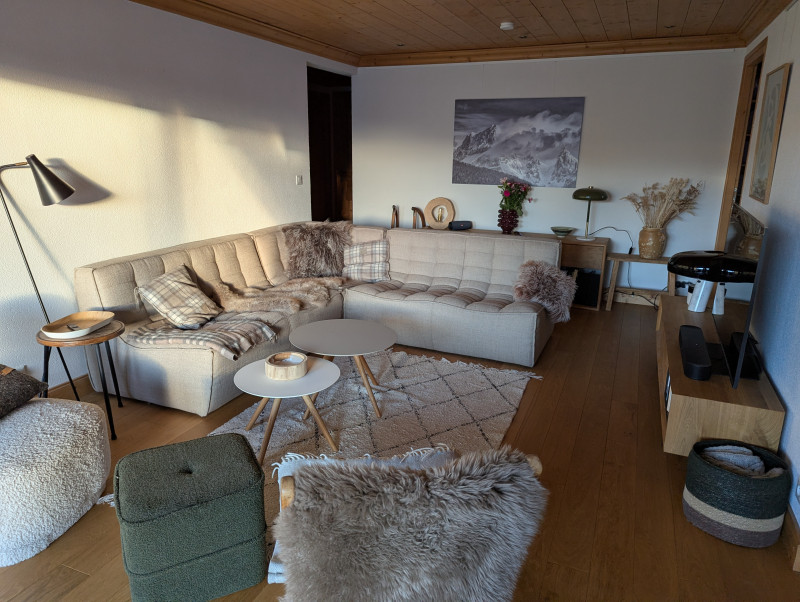 pxl-20260101-151926767-18440548