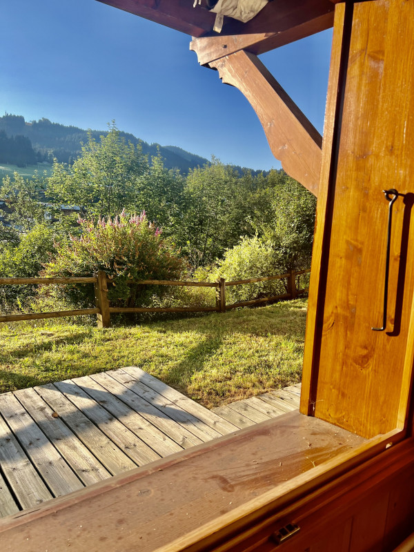 Rocali-chambre-vue-location-appartement-chalet-Les-Gets