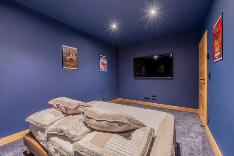 salle-t-l-web-3-18761271 salle-t-l-web-3-18761271