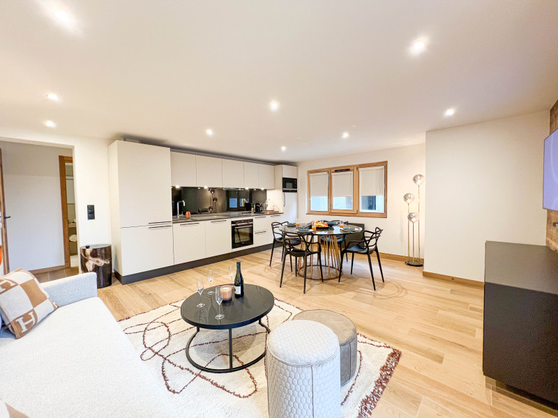 Sapin-2-cuisine-salon-location-appartement-chalet-Les-Gets