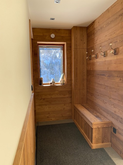 Shardana-appartement-T2-entree-location-appartement-chalet-Les-Gets
