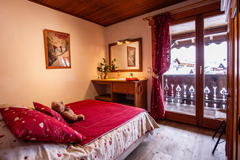 Ski-Love-Marmotton-chambre1-location-appartement-chalet-Les-Gets