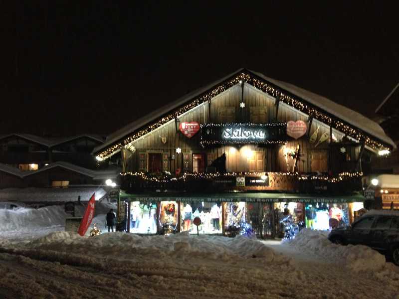 Ski-Love-Marmotton-exterieur-hiver-location-appartement-chalet-Les-Gets