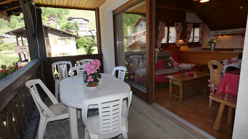 Ski-Love-Marmotton-terrasse-location-appartement-chalet-Les-Gets