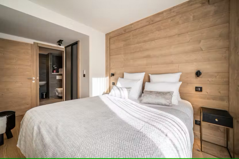 stella-kanoko-chambre-double-location-chalet-appartement-les-gets-14324464-14364721