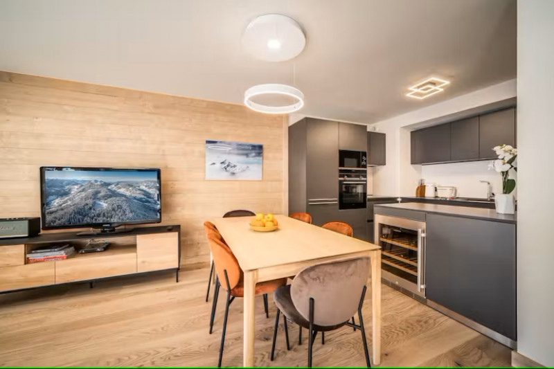 stella-kanoko-salon-cuisine-location-chalet-appartement-les-gets-14324447-14364737