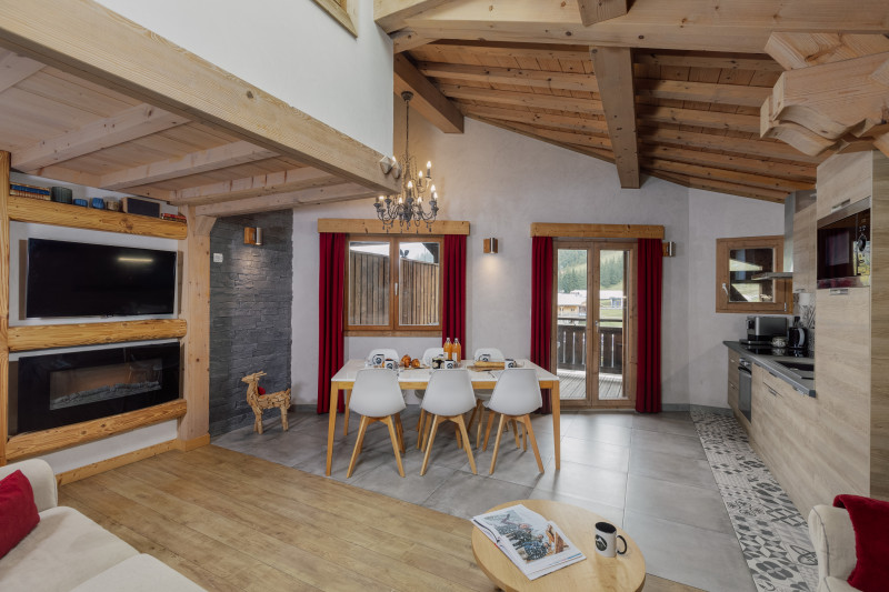 Suite-de-l-Alpe-Aiguille-du-Midi-salle-a-manger-salon-cuisine-location-appartement-chalet-Les-Gets