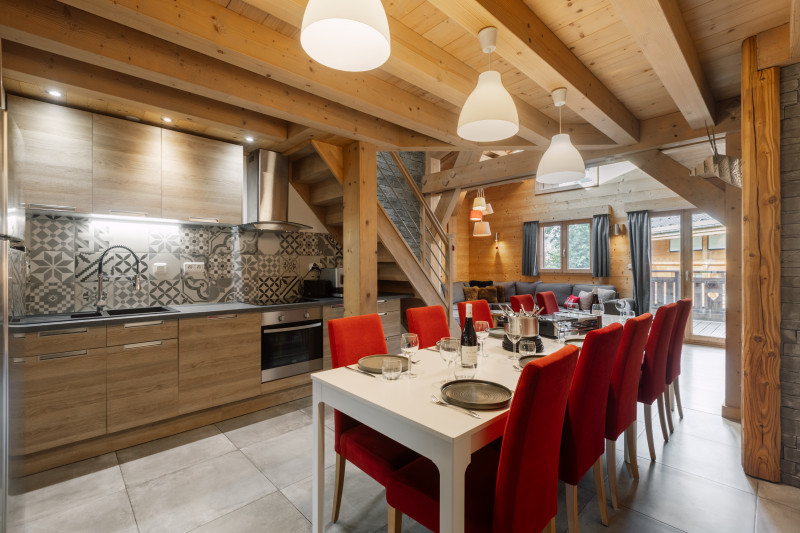 Suite-de-l-Alpe-Mont-Blanc-salle-a-manger-cuisine-location-appartement-chalet-Les-Gets