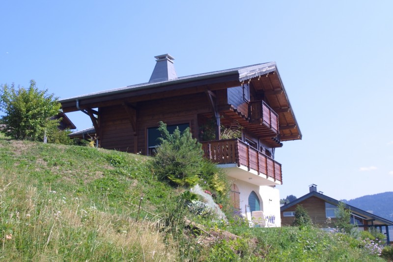 Sylvestra-exterieur-ete-location-appartement-chalet-Les-Gets