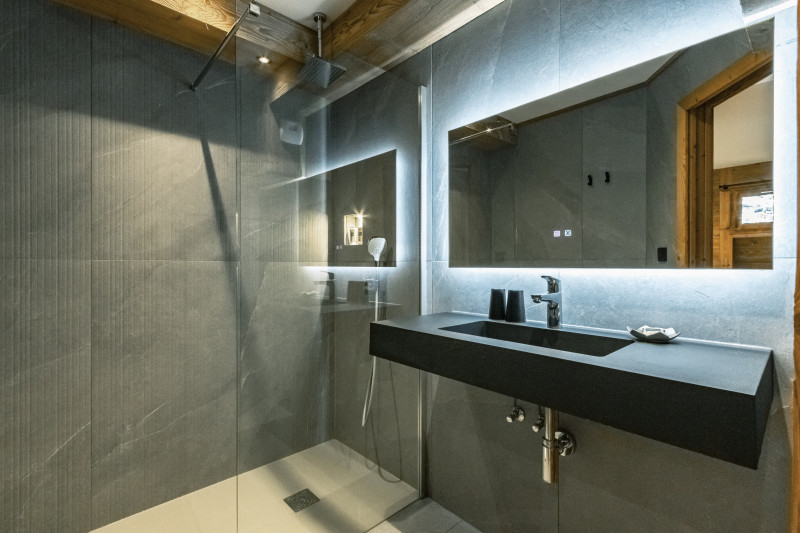 teka-chery-salle-de-bain-douche-location-appartement-chalet-Les-Gets