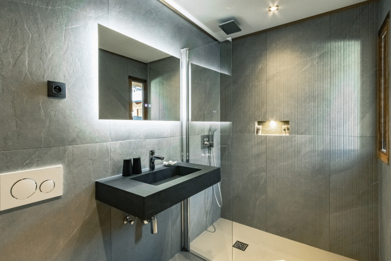 teka-chery-salle-de-bain-douche-location-appartement-chalet-Les-Gets