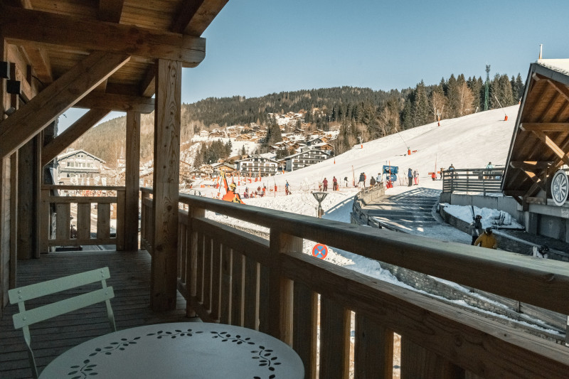teka-chery-vue-balcon-location-appartement-chalet-Les-Gets