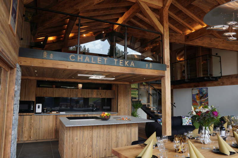 teka-roof-top-cuisine-salle-a-manger-salon-location-appartement-chalet-Les-Gets teka-roof-top-cuisine-salle-a-manger-salon-location-appartement-chalet-Les-Gets