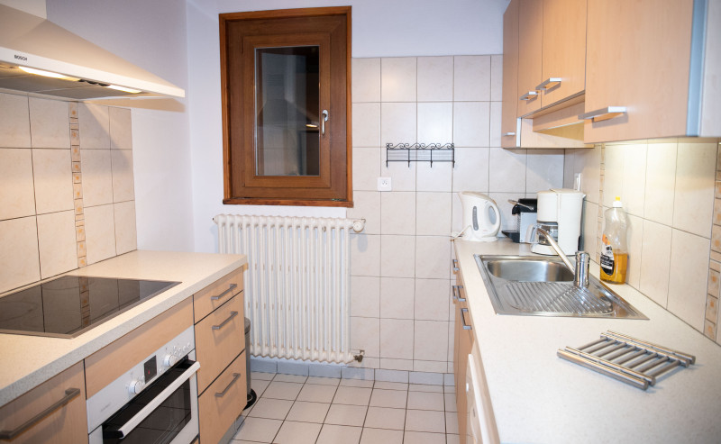 Toure-2-cuisine-location-appartement-chalet-Les-Gets