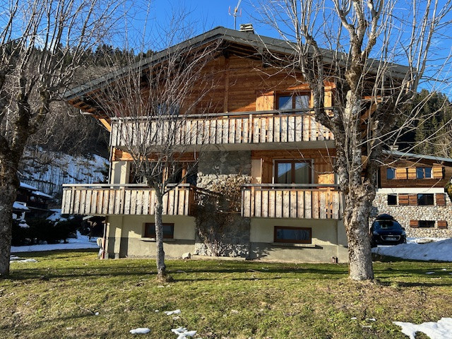 Toure-2-exterieur-location-appartement-chalet-Les-Gets