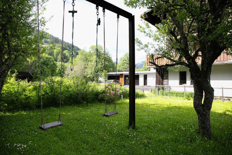 Tournier-D3-studio-exterieur-ete-location-chalet-appartement-Les-Gets