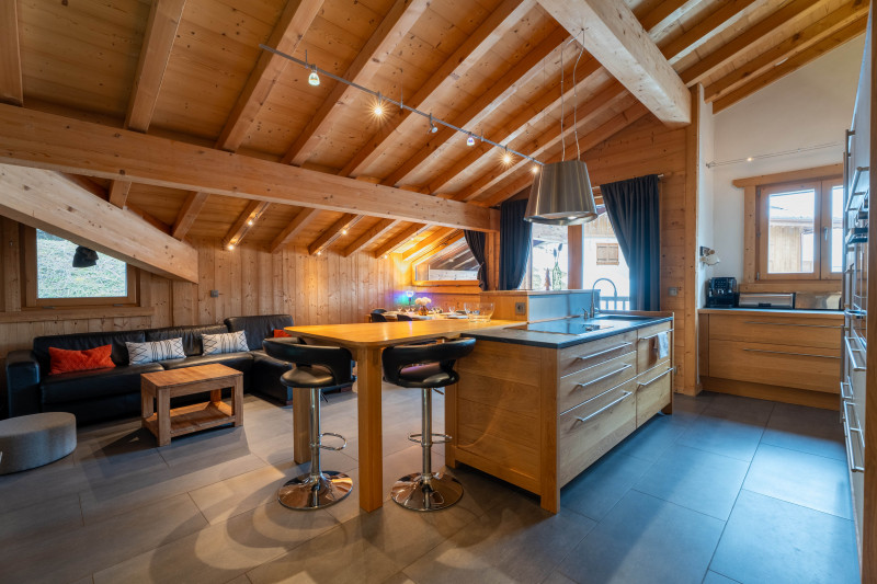 virolet-wetzet-sejour-cuisine-19382359-location-appartement-chalet-Les-Gets